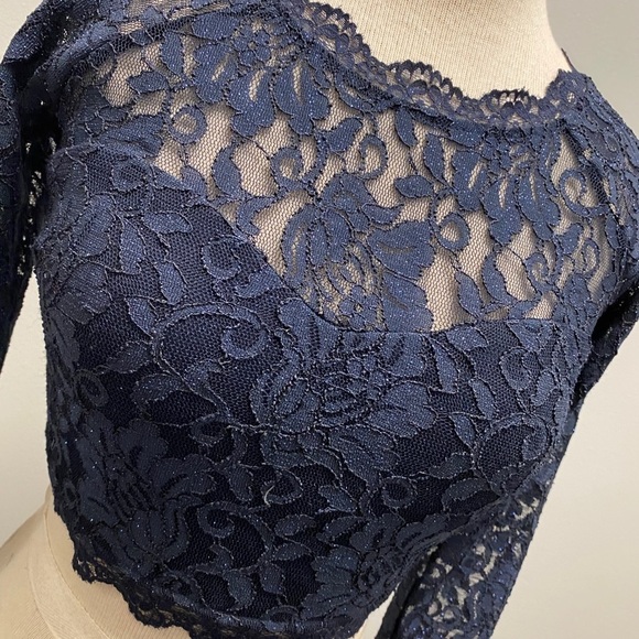 Blue floral lace blouse - Picture 3 of 11